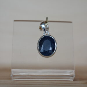 Steinschmuck