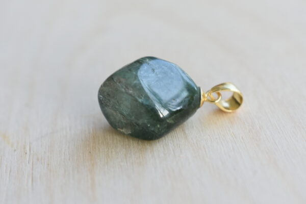 Steinschmuck