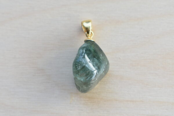 Steinschmuck