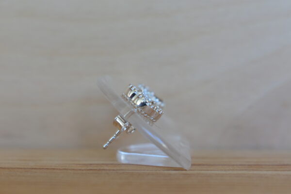 Steinschmuck
